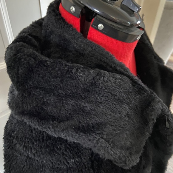 Coat - Picture 3 of 5